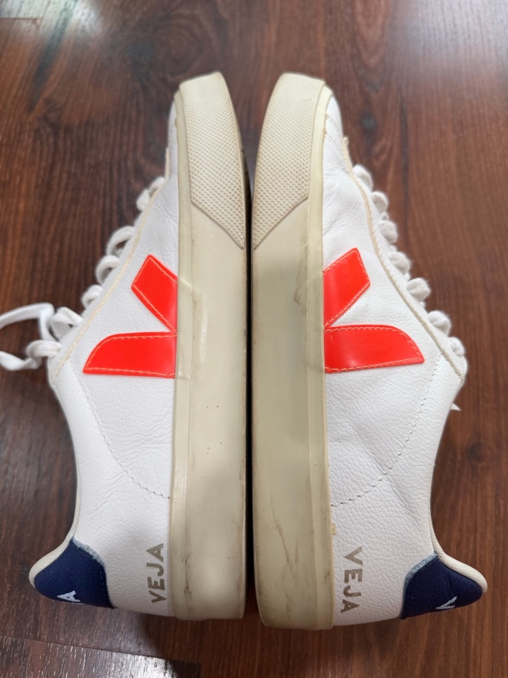 Veja Campo Women's White Leather Low Top Lace Up Athletic Sneakers Shoes Size 9 - Picture 6 of 11